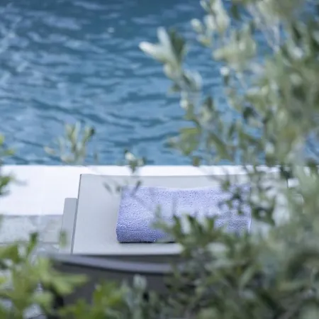 Villa Stunning Beachfront 3br That Has It All!