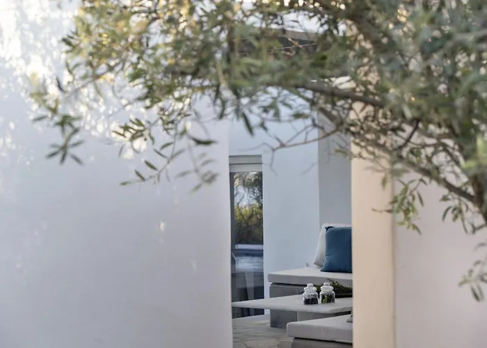 Stunning Beachfront 3br That Has It All! Амбелас