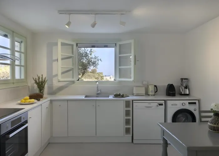 Stunning Beachfront 3br That Has It All! Вилла