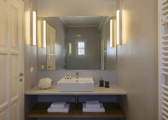 Stunning Beachfront 3br That Has It All! Вилла *