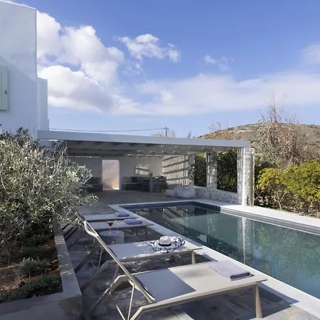 Stunning Beachfront 3br That Has It All! فيلة