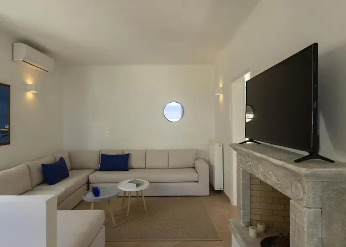 Stunning Beachfront 3br That Has It All! Ambelas