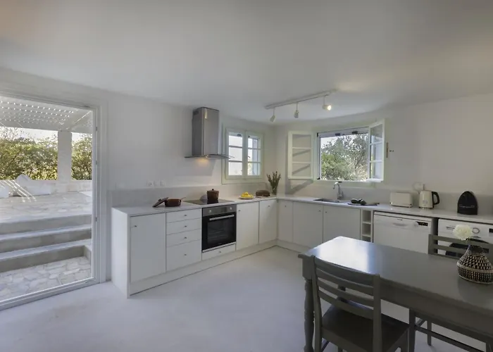 Stunning Beachfront 3br That Has It All! *